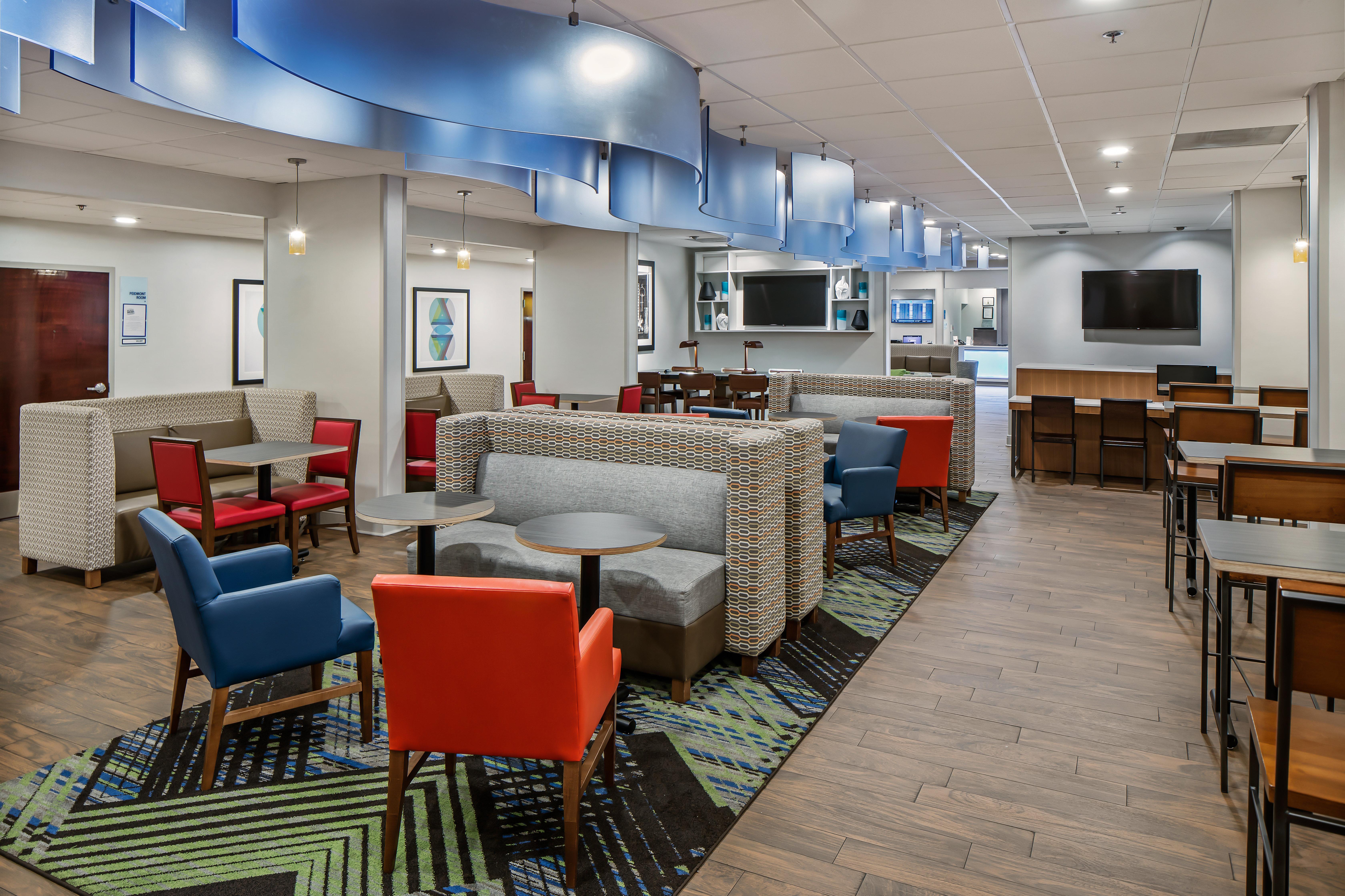 Holiday Inn Express Atlanta Airport-College Park By Ihg Buitenkant foto